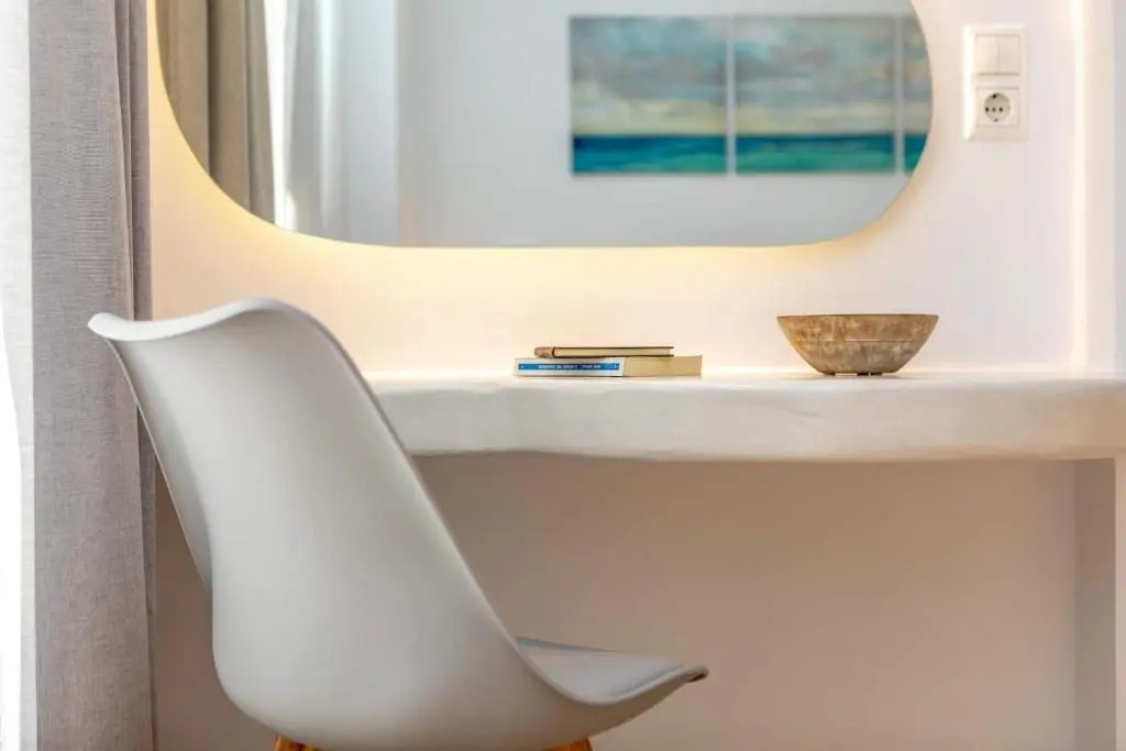 Sorokos Suite 8