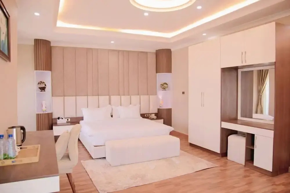 naflet hotel