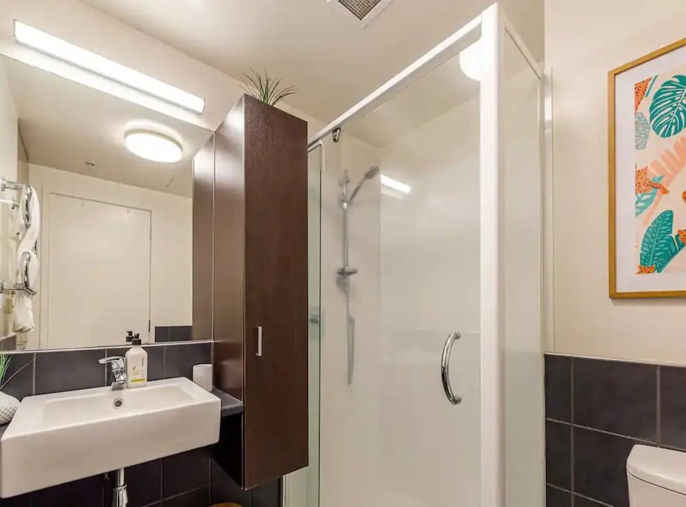Prime location - 2BR Urban retreat I Zodiak Stays