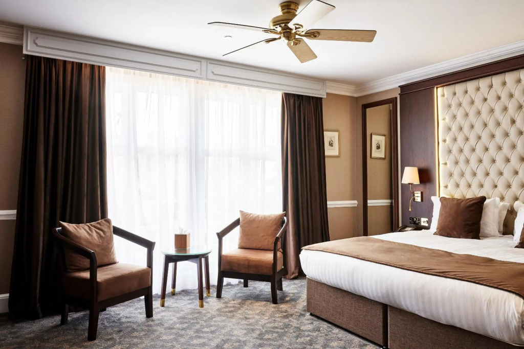 Warren House Hotel