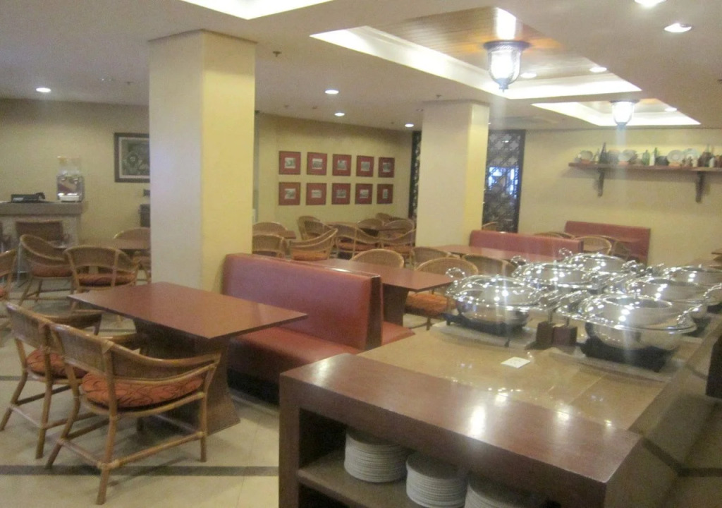 Crown Regency Prince Resort