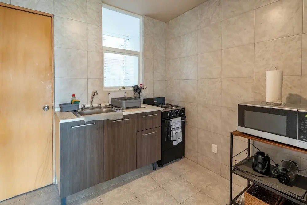 Polanco Flat - Laundry- Parking-elevator-sleeps 10