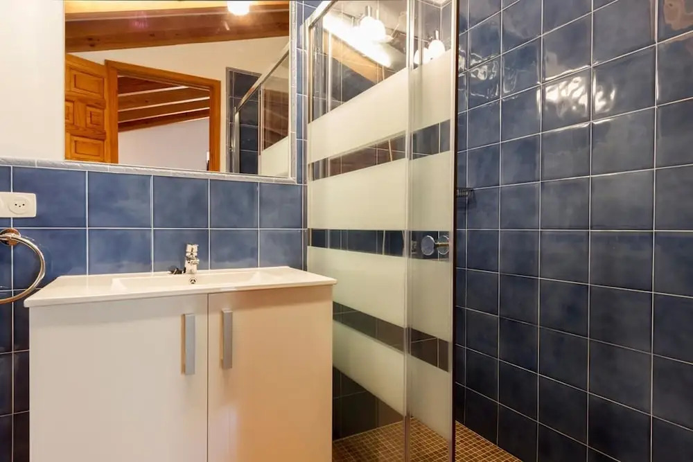 Villa - 5 Bedrooms with Pool and WiFi - 103125