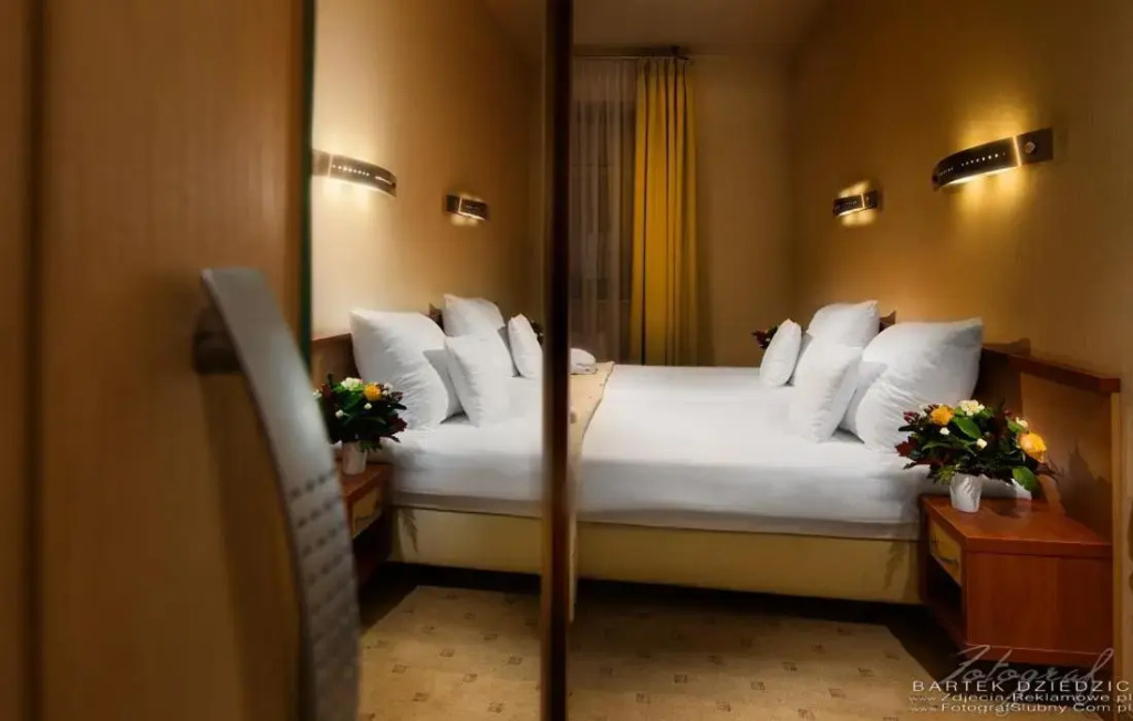 Hotel Victor Pruszków DeSilva