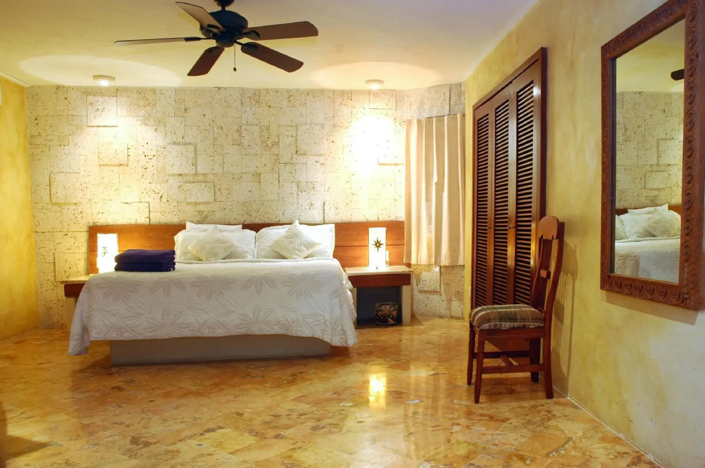 Villas Sacbe Condo Hotel and Beach Club