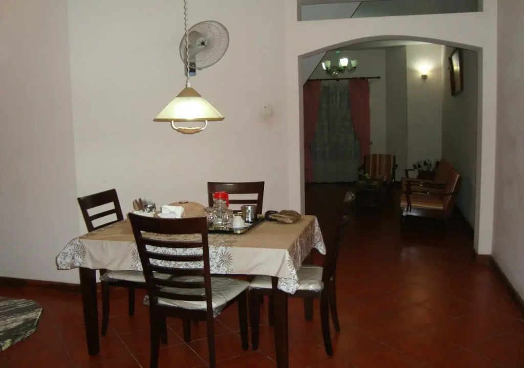 Namesh Hotel