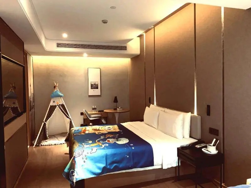 Atour Hotel Nanjing East Road The Bund