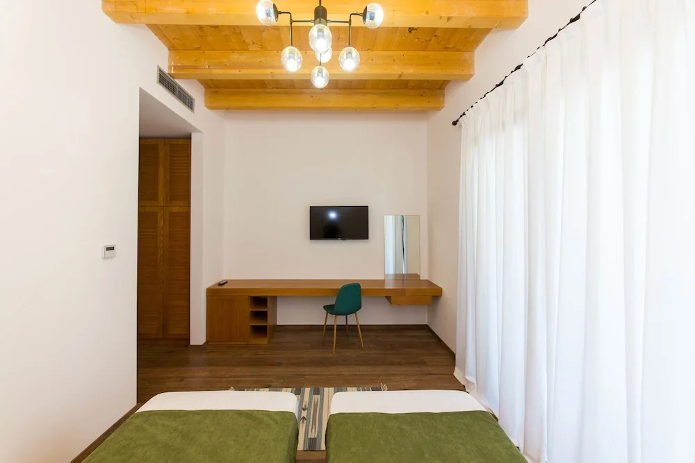Alban Eco Hotel