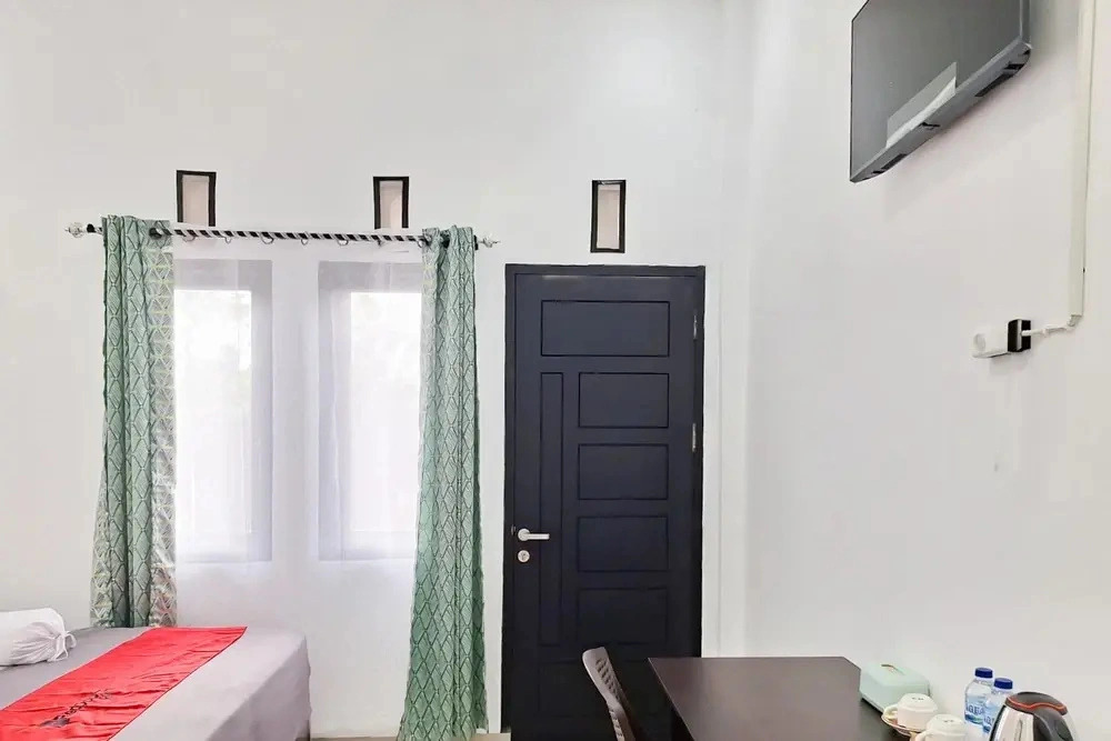 RedDoorz at Imanuel Homestay Tomohon