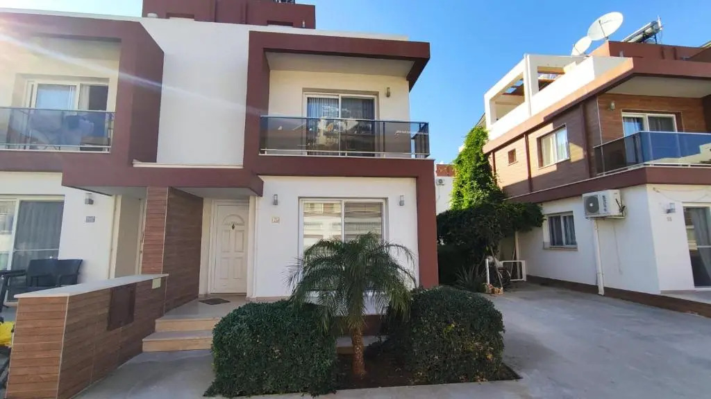 Royal Sun Holiday Villa, 2 Bedroom Semi-detached