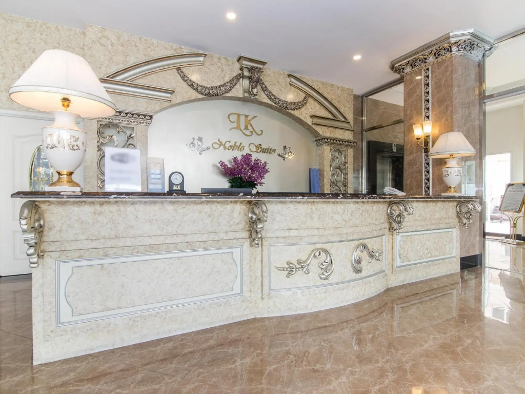 Lk Noble Suite
