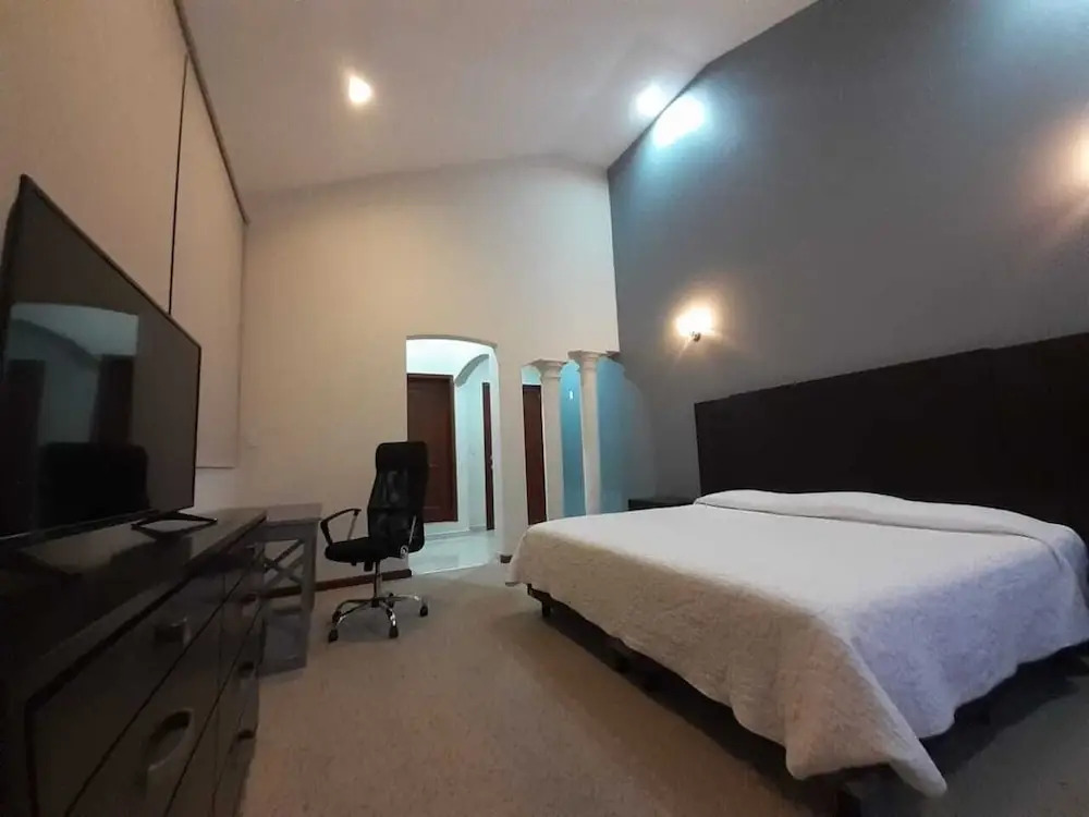 HOTEL CANDELERO