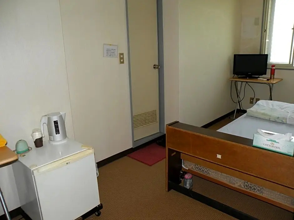 Business Hotel Minshuku Minato