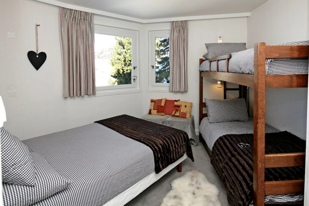 Apartment Blanchot
