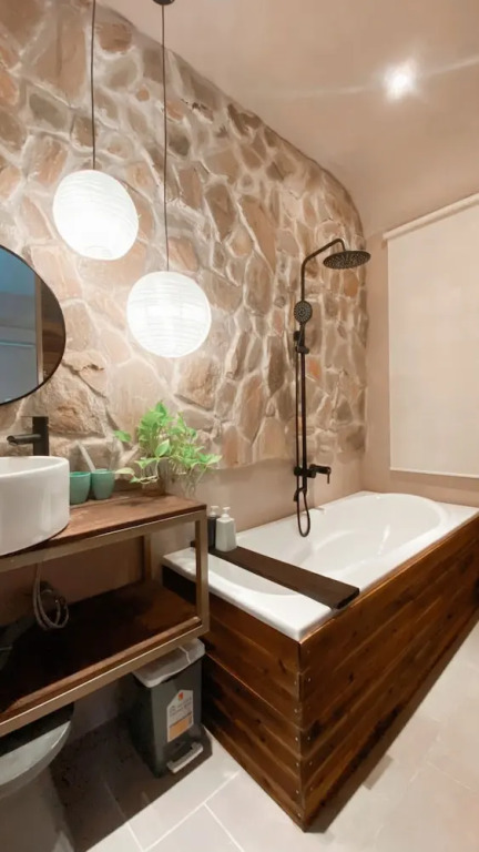 YLUNA Boutiquestay