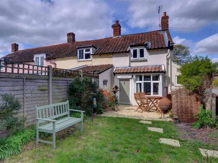 Holiday Home Briar Cottage