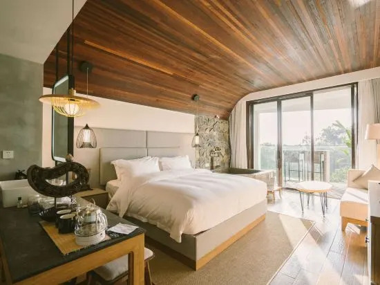 Bai Yu Ting Shan Zhu Hotel