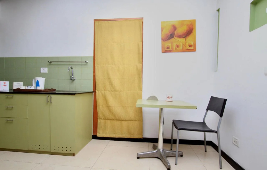 OYO 554 Hotel Red Carpet Residence