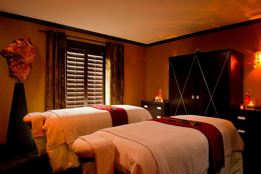 Grand Bohemian Orlando, Autograph Collection