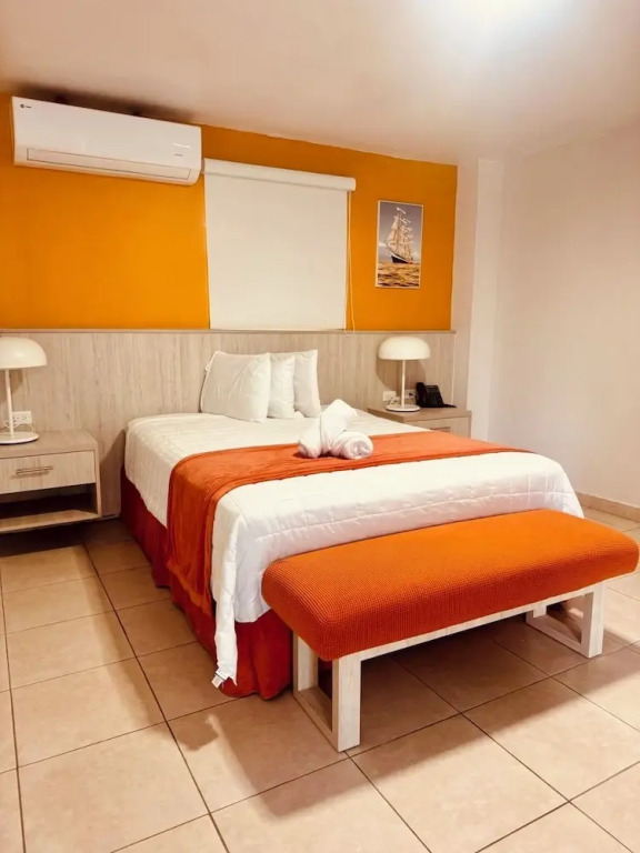Hotel Vista Bahia & Marina