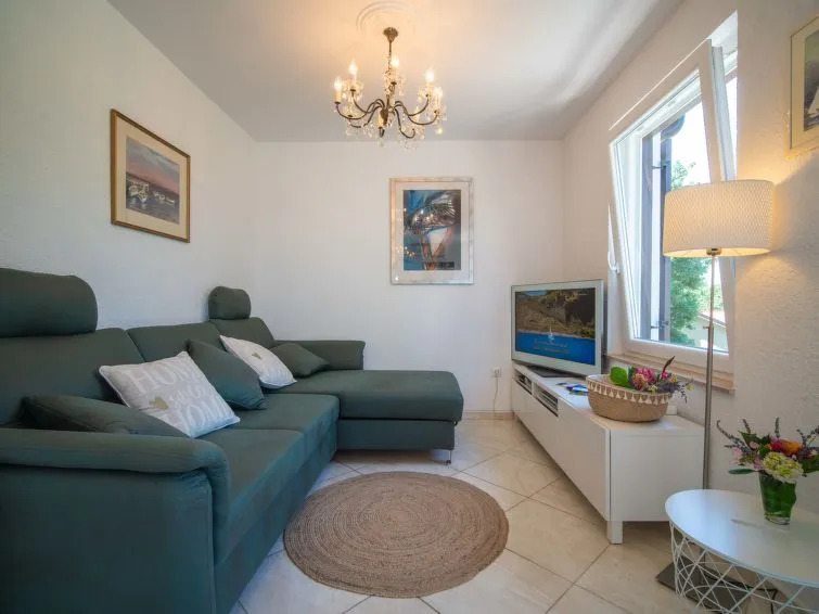 Holiday Home Vesna by Interhome