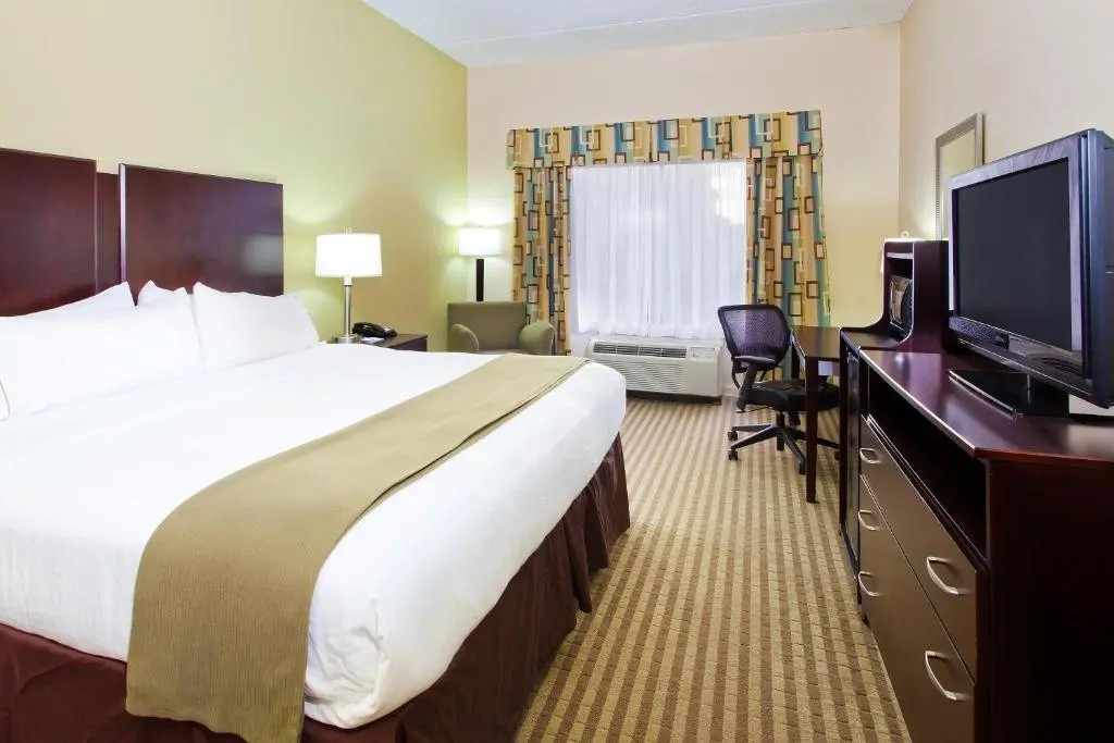 Holiday Inn Express North Myrtle Beach - Little River by IHG