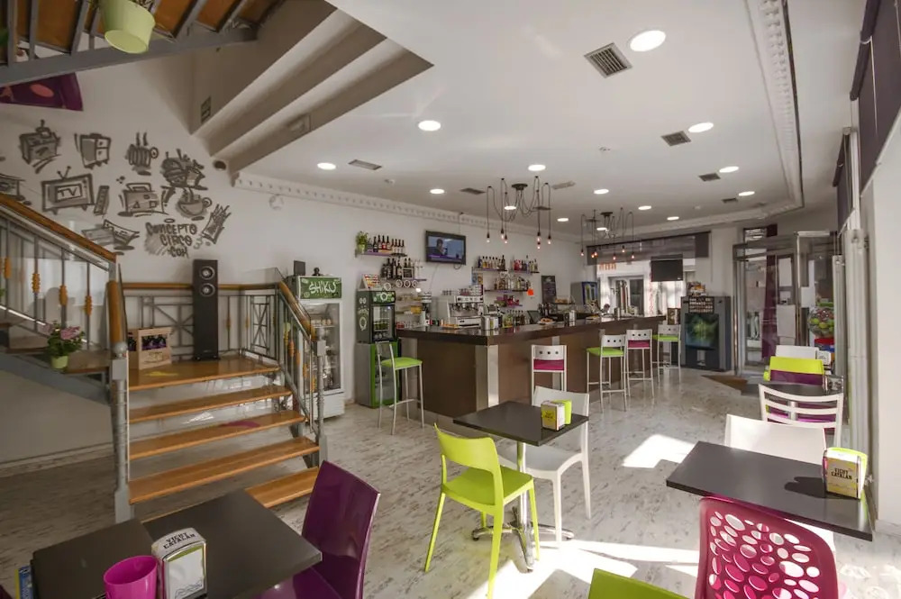 Shiku Hostel