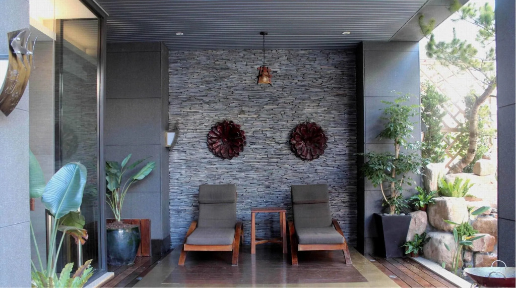 Einhan Resort