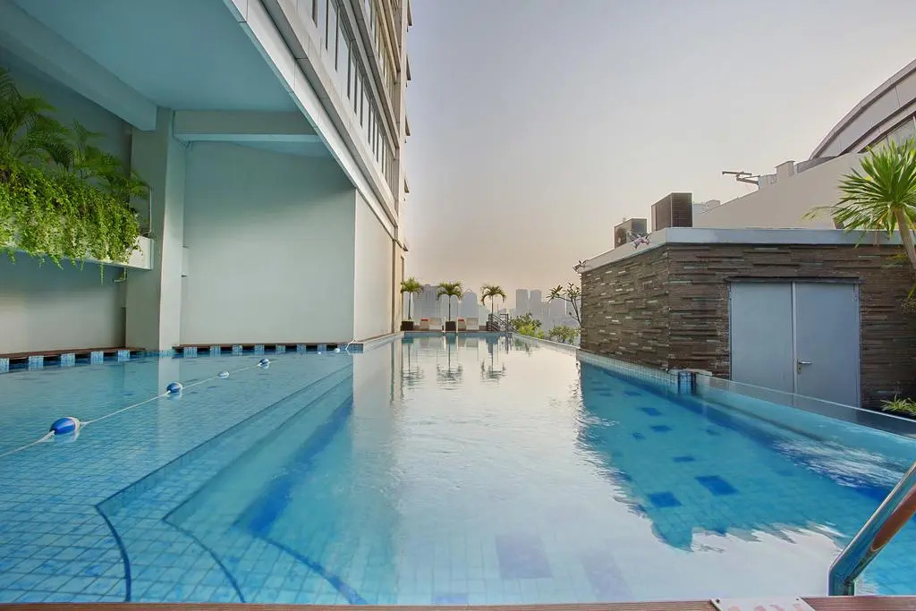 HARRIS Suites fx Sudirman