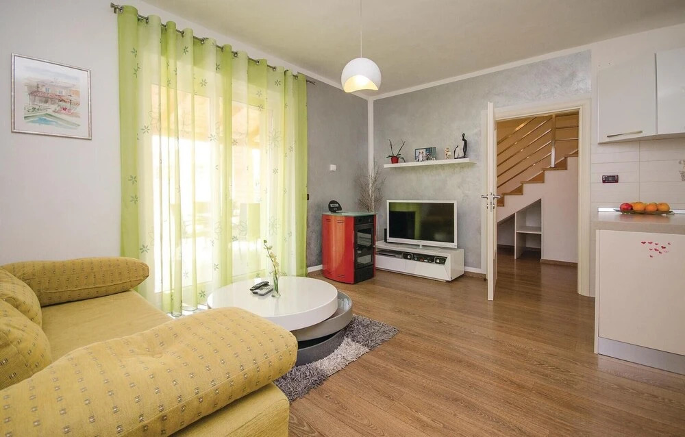 Amazing Home in Rovinj With Wifi and 2 Bedrooms