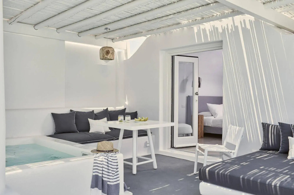 Boho Suites Santorini
