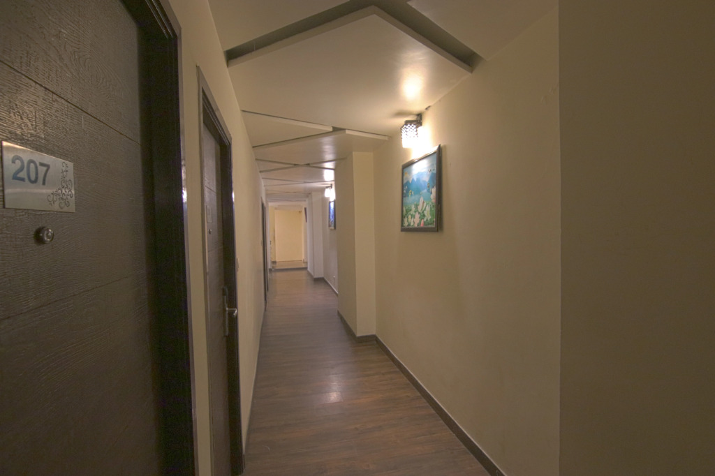 FabHotel Sallow Grand