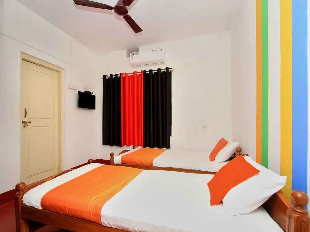 OYO 10757 Trippers Stay