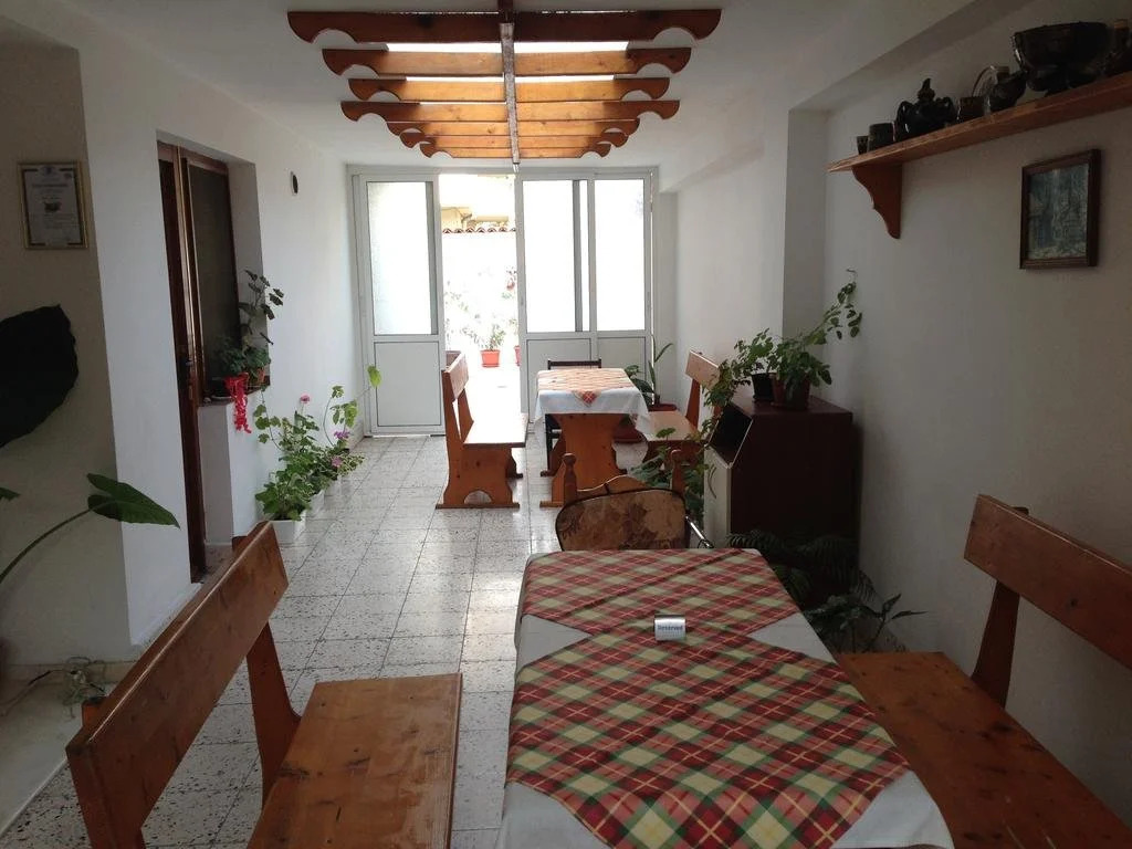 Gloria Holiday House