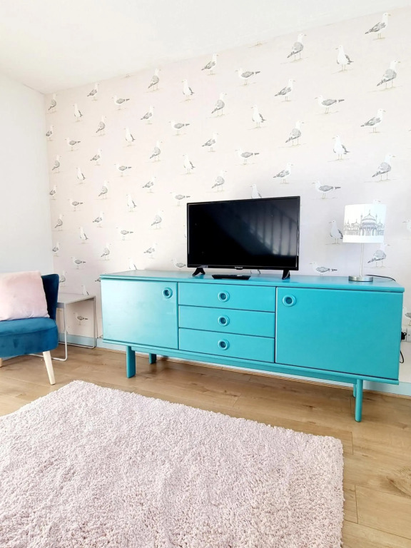 Visit Seaford Apartment - 4 Bedroom - Sleeps 9
