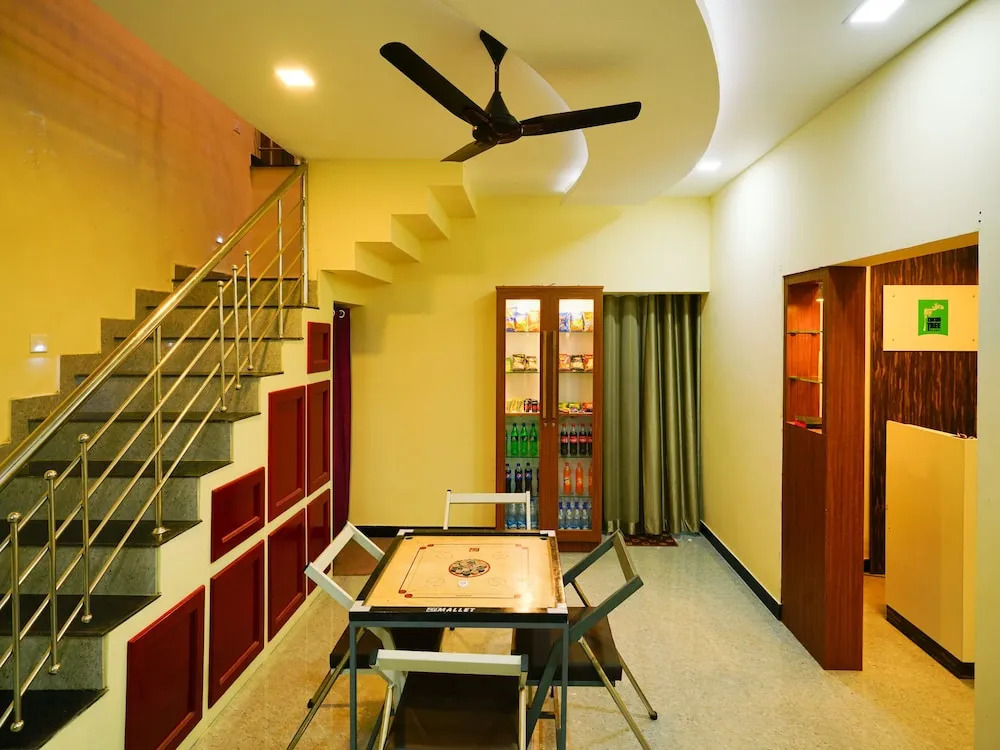 Cocoa Tree Residency by OYO Rooms