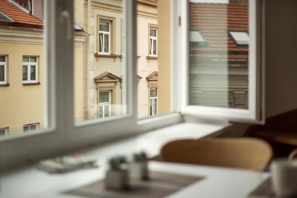 #stayhere - Spacious 2BDR Two Floor I Heart of Old Town