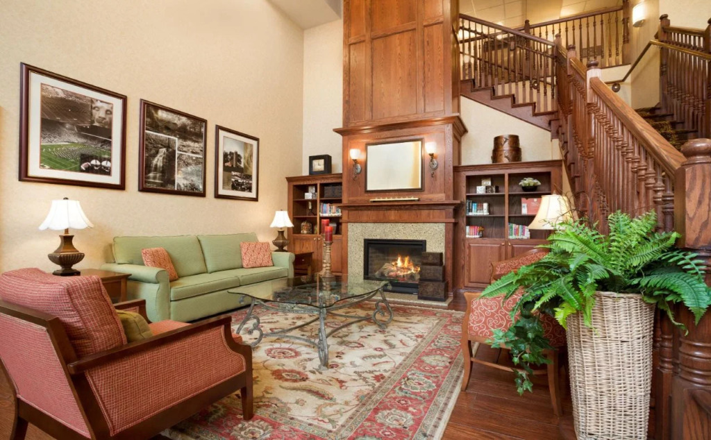 Country Inn & Suites by Radisson, State College Penn State Area , PA