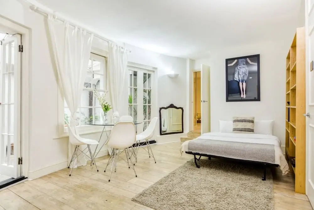 2bed w/ Covered Patio, 5 Mins to Paddington Stn