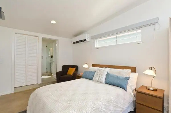 Venice One Bedroom Artist Bungalow