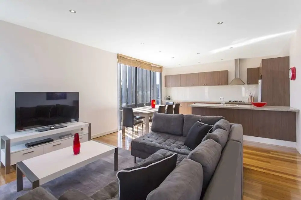 Elwood Townhouse Delight