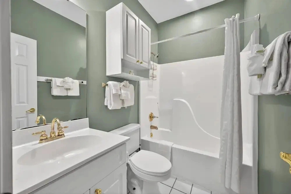 Magnolia North 4823-104