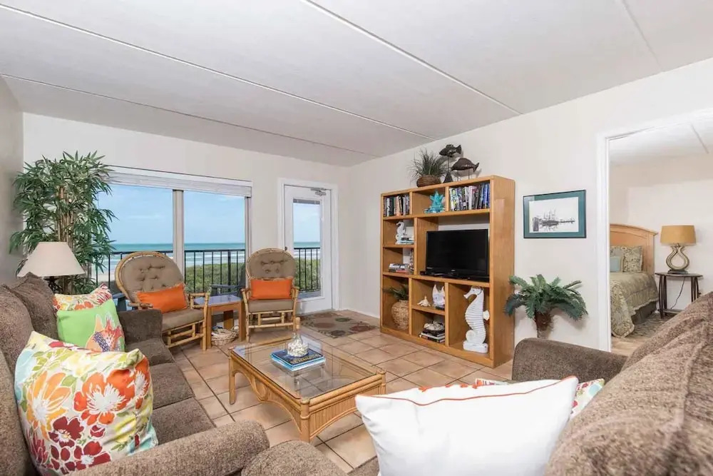 Suntide II Condominium 206