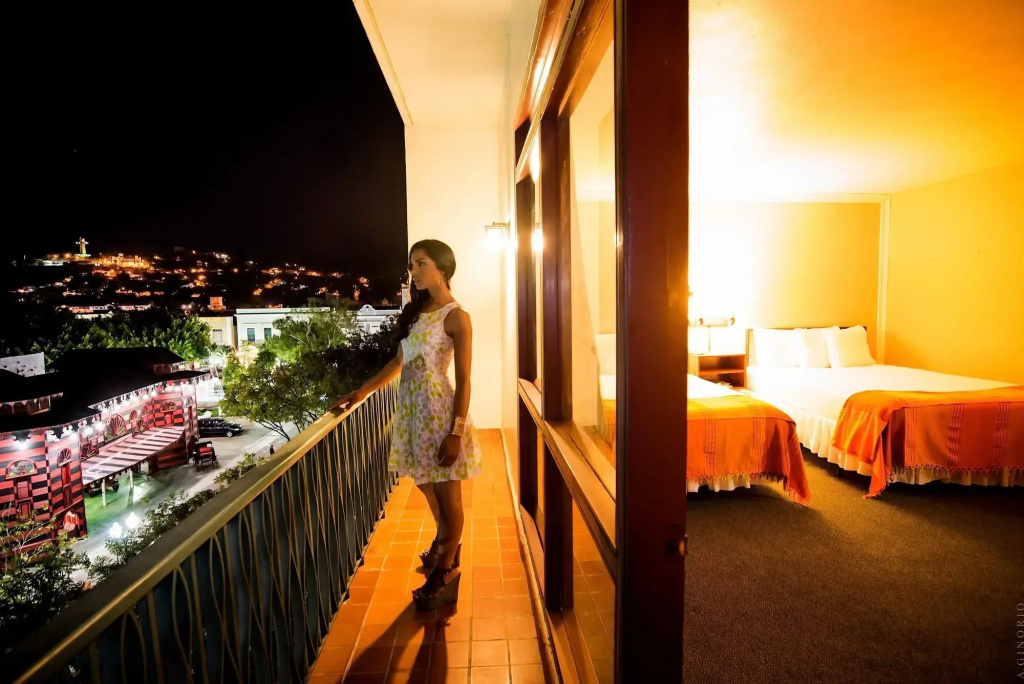 Meliá Century Hotel Ponce