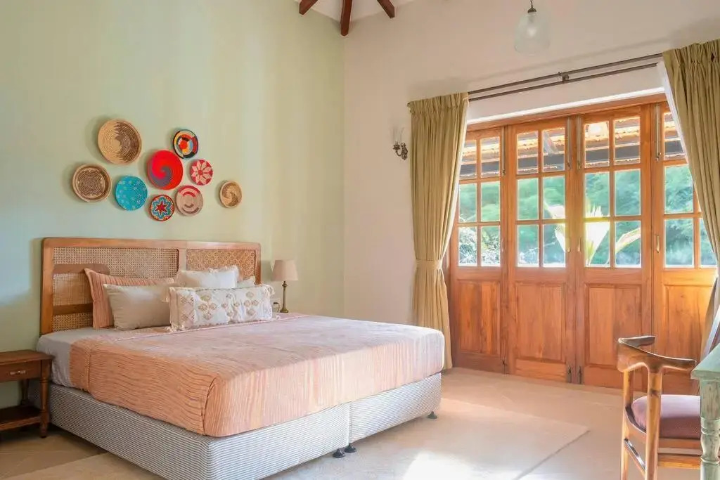 ELIVAAS 3 BHK with Pvt Pool - Panache