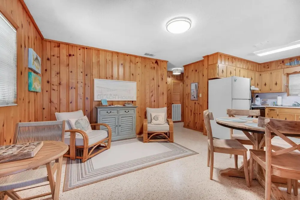 Retro Bungalow