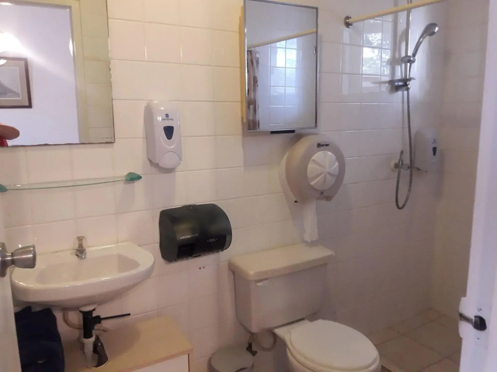 Palmitas Hostel with tropical garden & pool