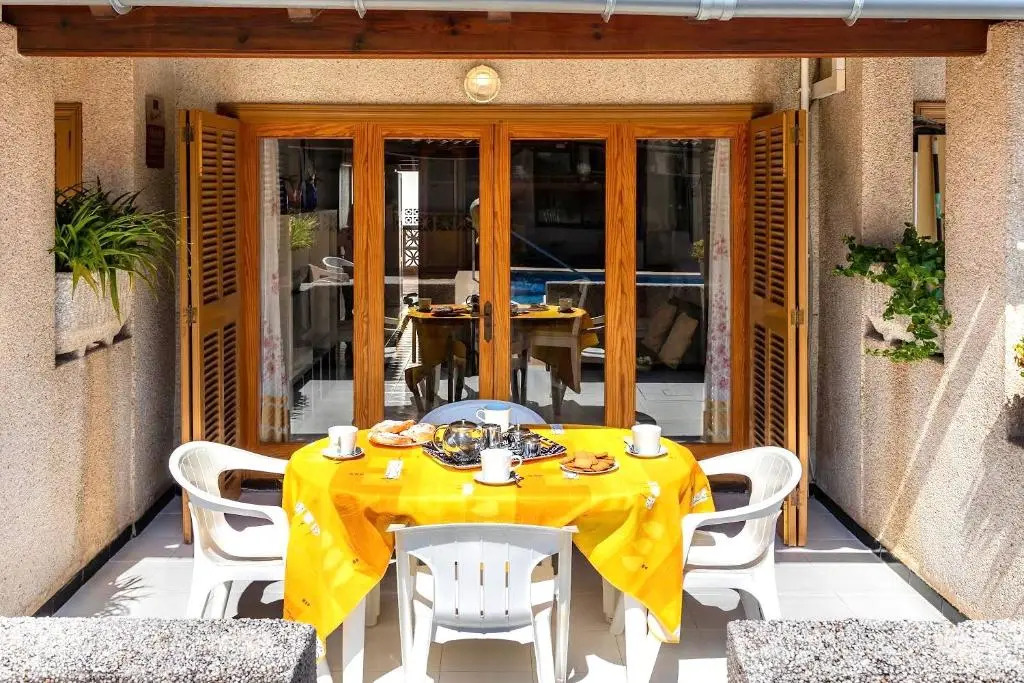 Casa Caty con piscina,a 5 minutos de la Playa