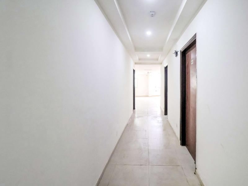 Collection O Mahavir Enclave Near Dashrath Puri Metro Station