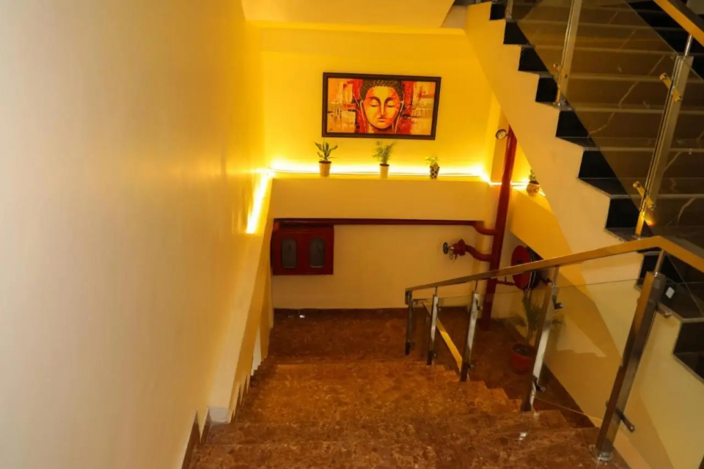 Sarla Hotel Inn